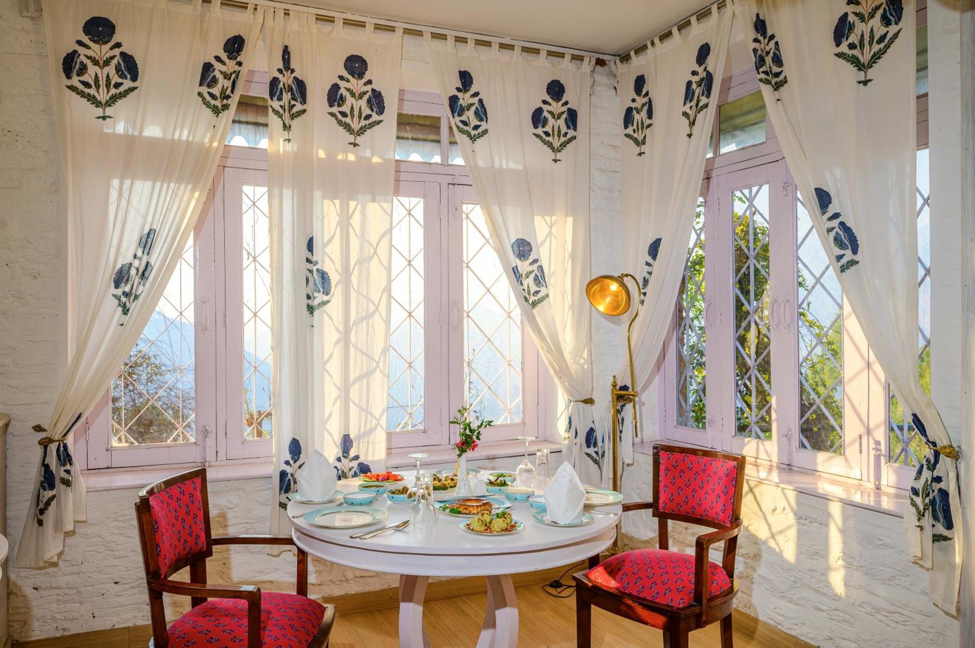Neemrana'S - Ramgarh Bungalows Extérieur photo